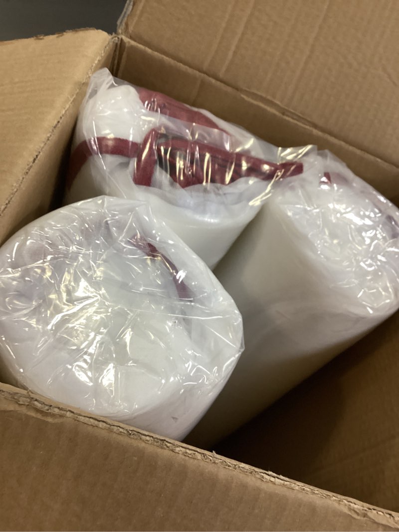 Condition photo showing New/Like New for 3 pack chair cushions for dining chairs set of 4, non slip kitchen chair pads, 17\" x 16\" x 2\", indoor dining chair cushions with ties, d-shaped seat cushions for kitchen chairs, red red 4 pack