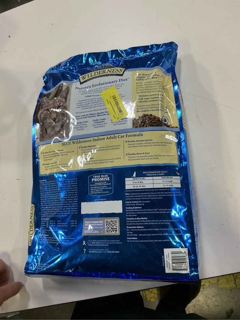 Condition photo showing New/Like New for ( it doesn’t have an expiration date)blue buffalo wilderness nature's evolutionary diet high-protein, grain-free natural dry food for adult cats, chicken, 11-lb. bag chicken 11 pound (pack of 1)