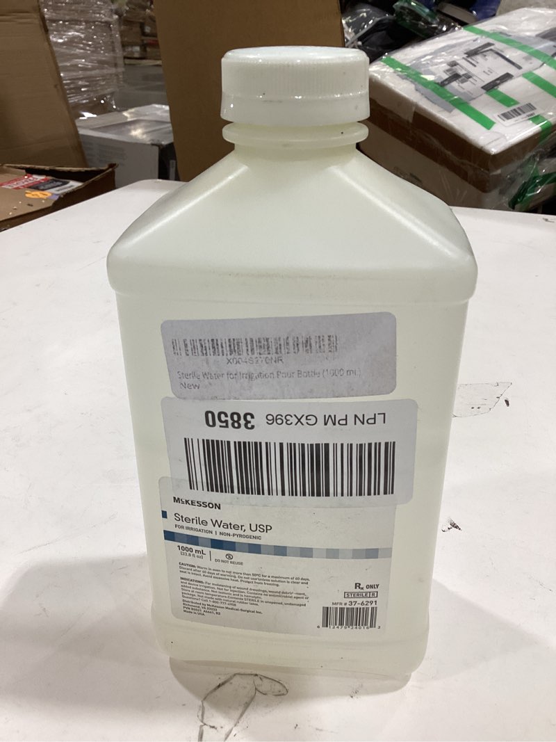 Condition photo showing New/Like New for sterile water for irrigation pour bottle (1000 ml)