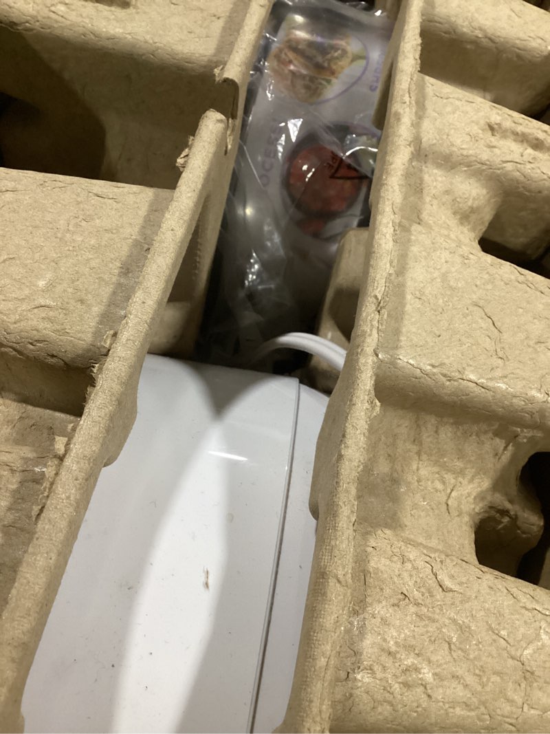 Condition photo showing New/Like New for Cuisinart 7-Cup Sleek and Modern Design Food Processor with Two Easy Controls and Universal Blade for Chopping, Mixing, and Dough (White) 7 Cup White