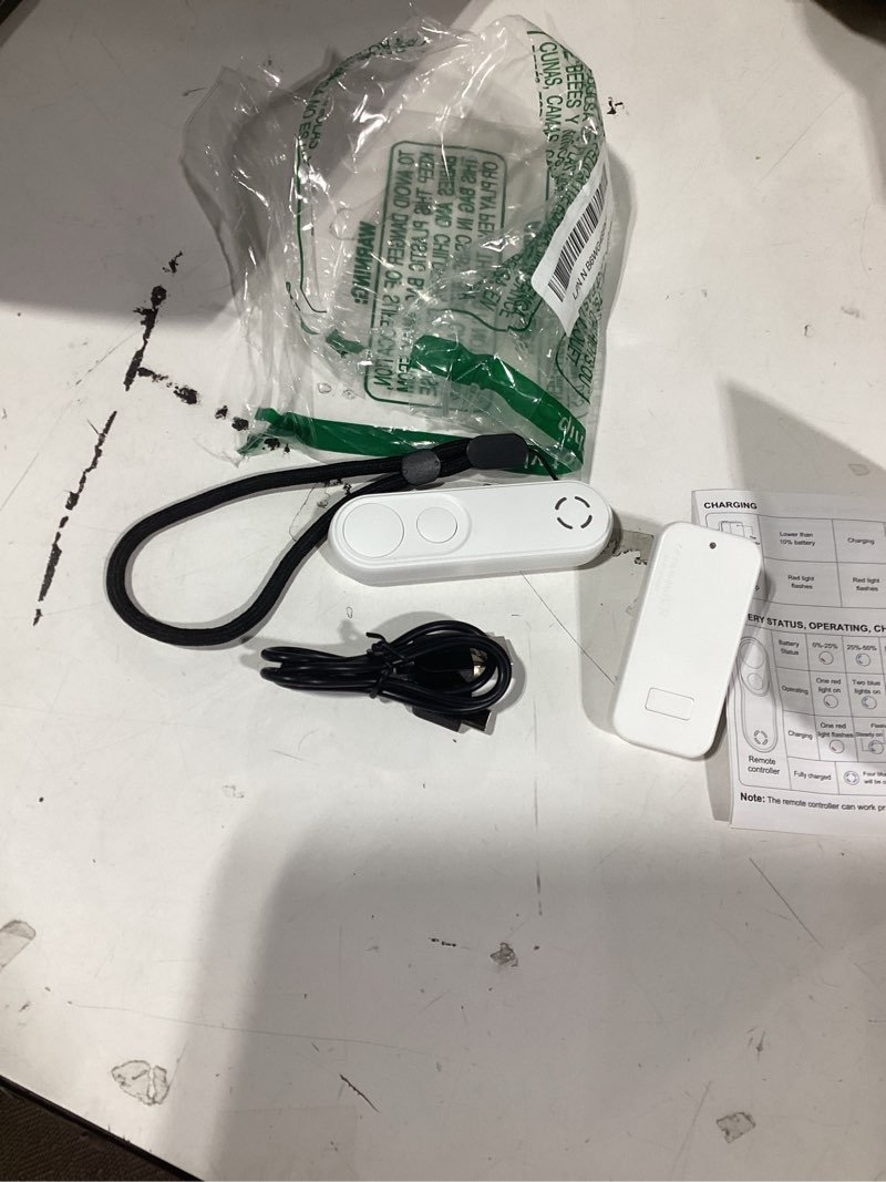 Condition photo showing Good Condition for RF Remote Control Page Turner for Kindle Paperwhite Accessories Ipad Reading Kobo Surface Comics/Novels (White)