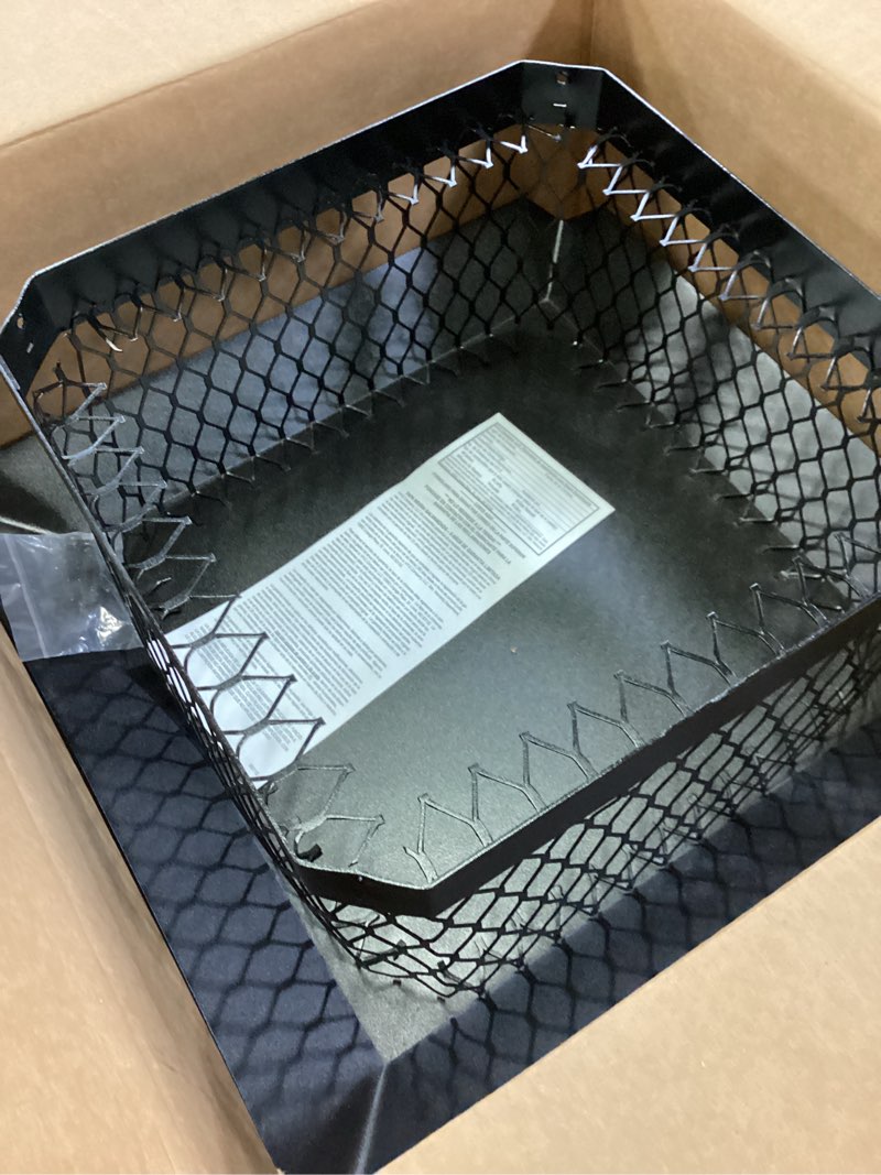 Condition photo showing Good Condition for hy-c shelter various in. powder coated steel chimney cap