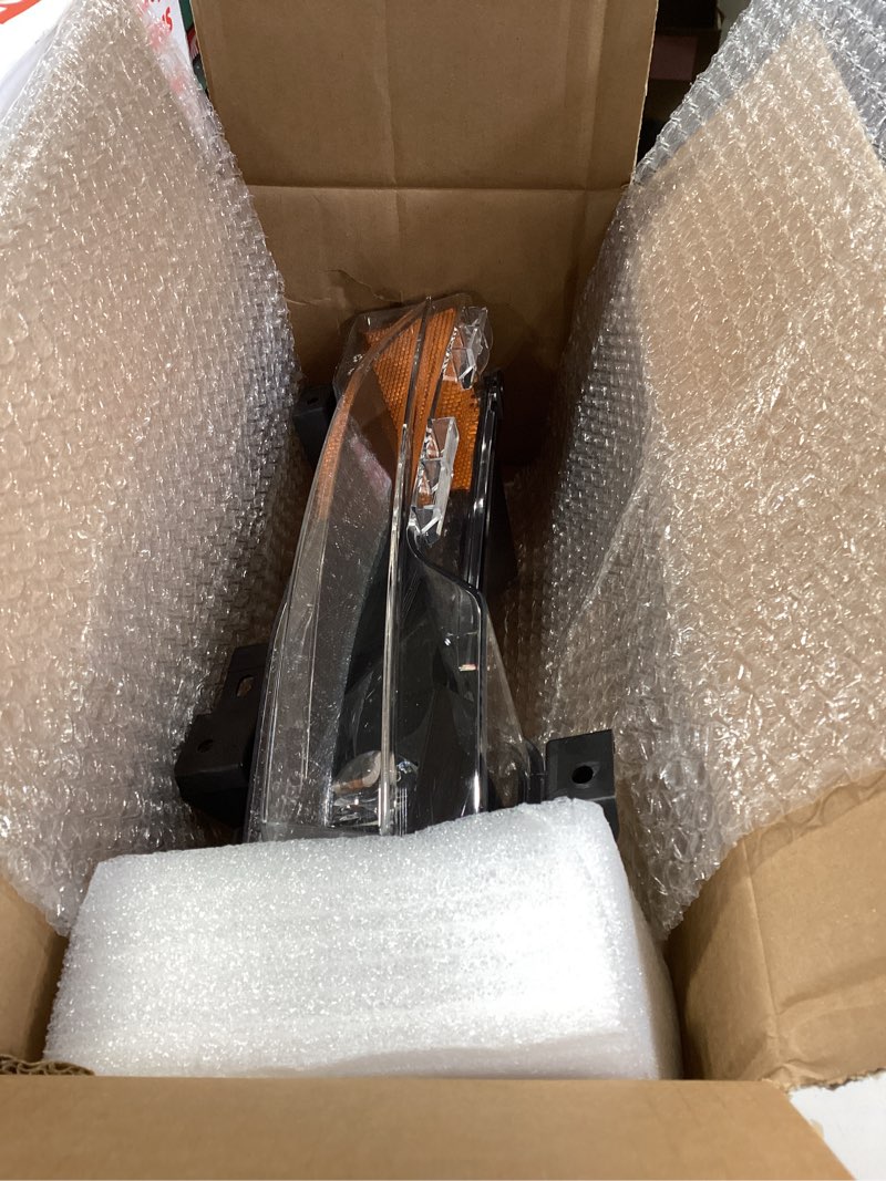 Condition photo showing Good Condition for led fog light daytime running lights compatible with tesla model 3 2017-2023 model y 2019-2024 drl fog lamp 107739100d, 107739100e, 107739100f(driver's side/left)