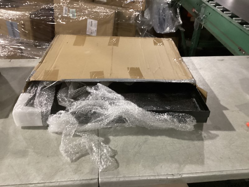 Condition photo showing item condition for Landhoow 60 Gallon Screen Cover for Hinged Door Pet Reptile Terrarium Screen Cover Large Reptile Terrarium Fish Tank Lid with Center Hinge