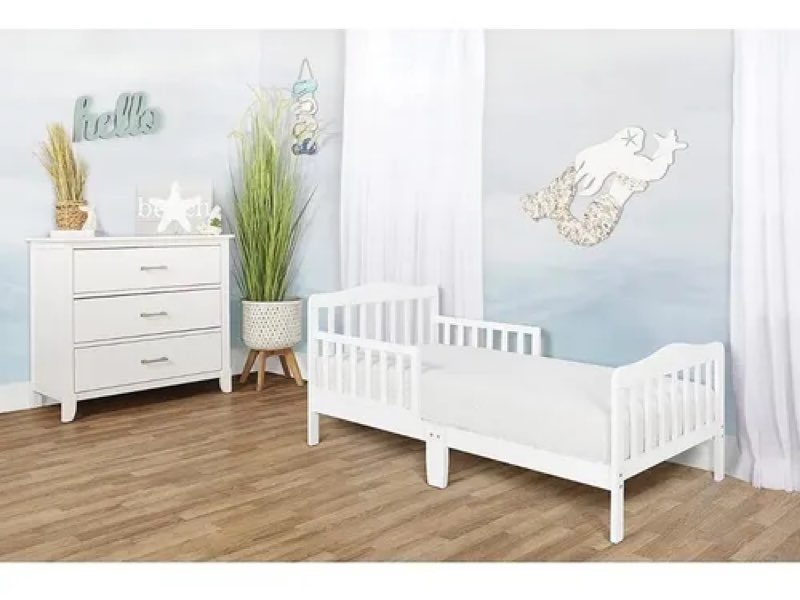 dream on me classic design toddler bed in white, greenguard gold and jpma certified, low to floor design, two side safety rails, non-toxic finishes, wooden nursery furniture