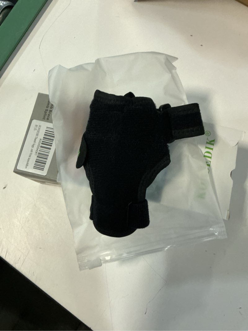 Condition photo showing Good Condition for konsedik thumb brace and cmc joint thumb spica splint for pain relief- perfect for women & men with arthritis, de quervain's tenosynovitis, carpal tunnel&trigger thumb - left&right hands(small)