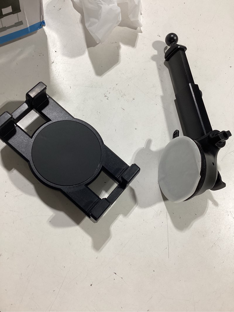 Condition photo showing Good Condition for gdzn dashboard car mount, stretchable dash holder, super sticky suction cup stand clamp for ipad pro 12.9 air mini, galaxy tabs, z fold, more 4-13" cellphones and tablets