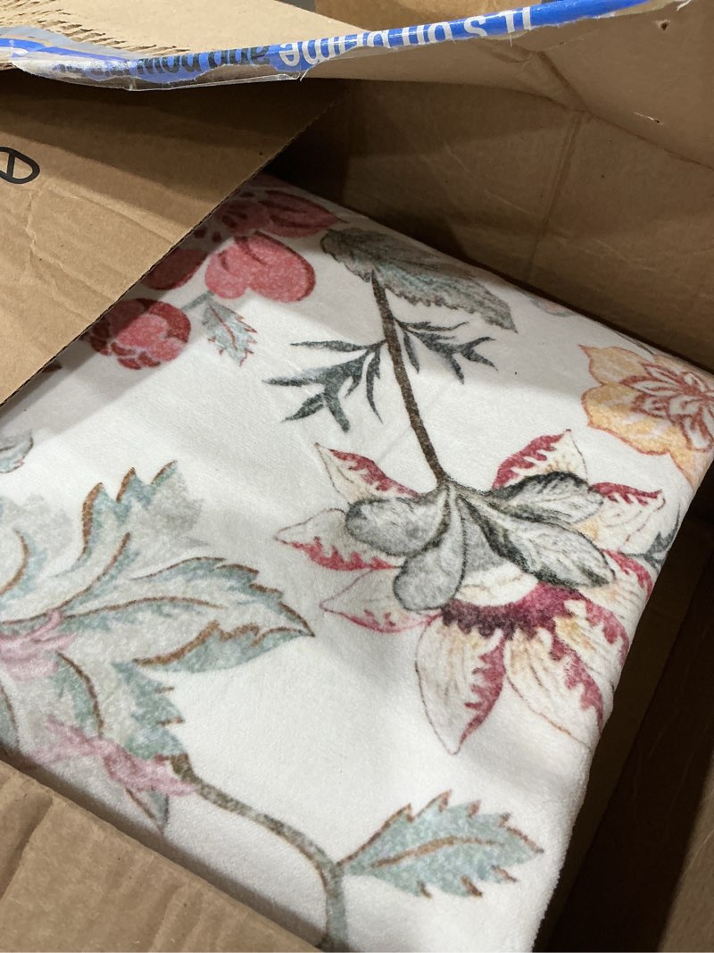 Condition photo showing As Is for 8x10 area rugs for living room: floral washable rug vintage large soft boho non-slip carpet indoor floor stain resistant carpets for bedroom dining room farmhouse nursery home office dark green dark green 8' x 10' (rectangular)