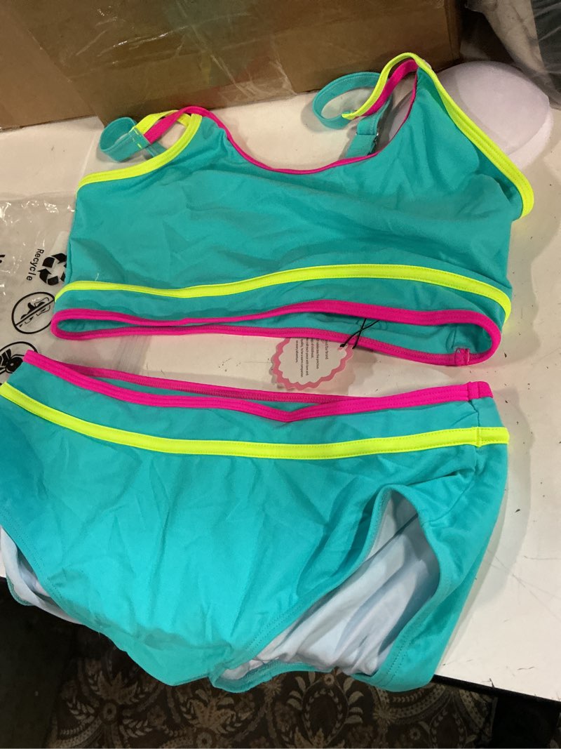 Condition photo showing Good Condition for wiqi girls swimsuit athletic competition color block bathing suit two piece sporty quick dry girls' swimwear 9-16y sky blue 17-18 years