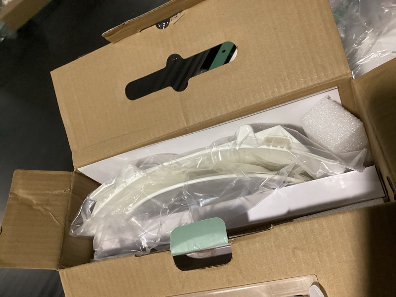 Condition photo showing Good Condition for Momcozy Baby Scale, Multi-Function Scale for Body Weight&Height Measurement, Large Capacity for Toddler&Children&Pet&Adult, Perspectives Switch, Removable Tray, 5 Units, Digital LED Screen, Auto-Off Regular