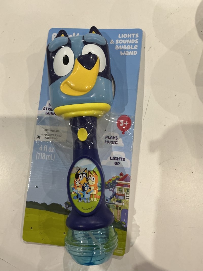 Condition photo showing Good Condition for little kids inc. bluey light & sound bubble wand