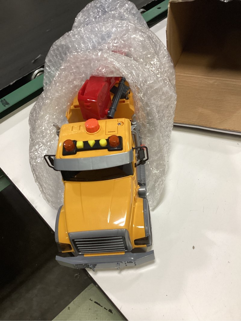 Condition photo showing Good Condition for dwi dowellin kids toys for 3 4 5 6 7 years old boys, 15" large tow truck toy,friction powered transport truck crane toy with lights and sounds,with roadster,toddlers gifts