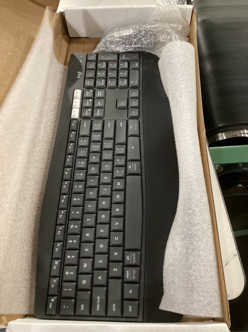 Condition photo showing As Is for logitech mk850 performance wireless keyboard and mouse combo(renewed)