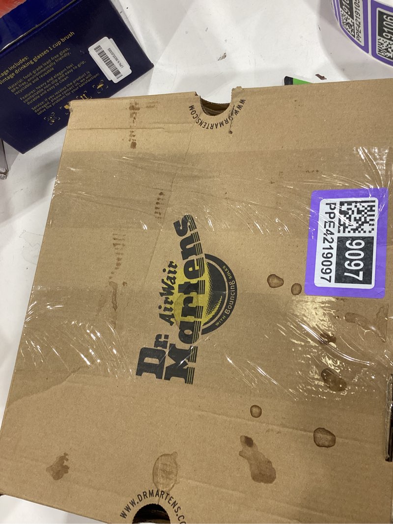 Condition photo showing New/Like New for Dr airwair Martins