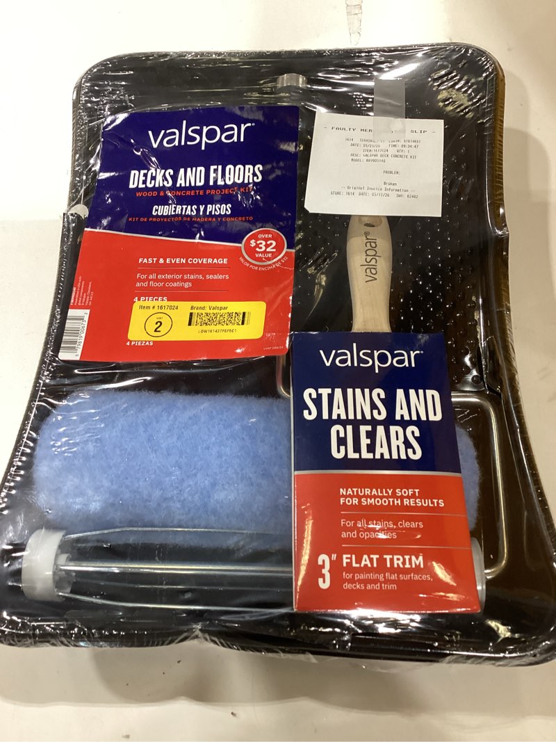 Condition photo showing As Is for valspar decks and fences 4-piece knit paint roller kit