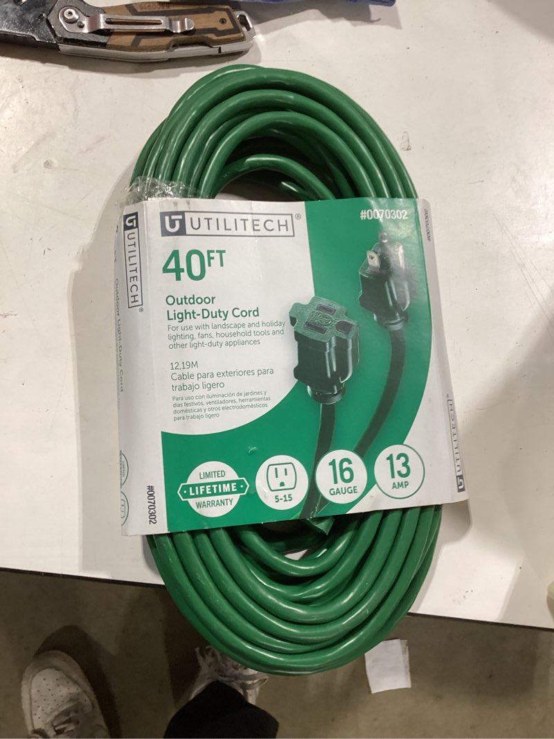 Condition photo showing Good Condition for utilitech outdoor extension cord 40-ft 16/3 3 prong green outdoor sjtw light duty general extension cord