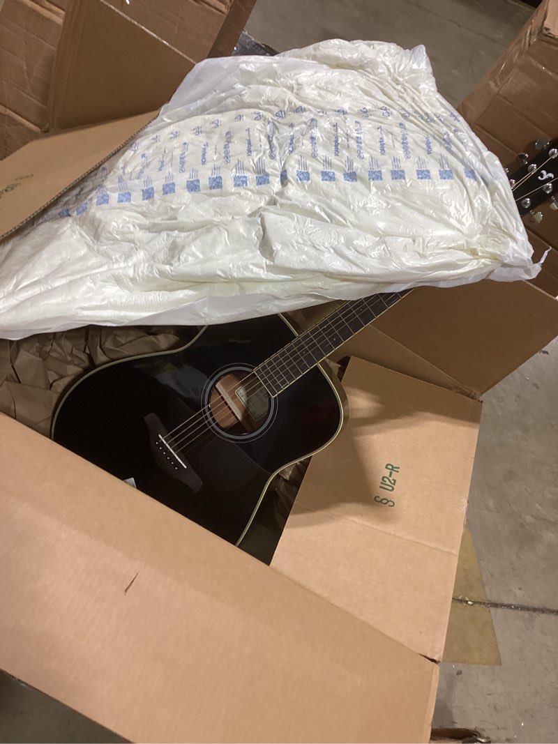 Yamaha FGC-TA Dreadnought Cutaway Transacoustic Guitar w/ Chorus and Reverb, Black