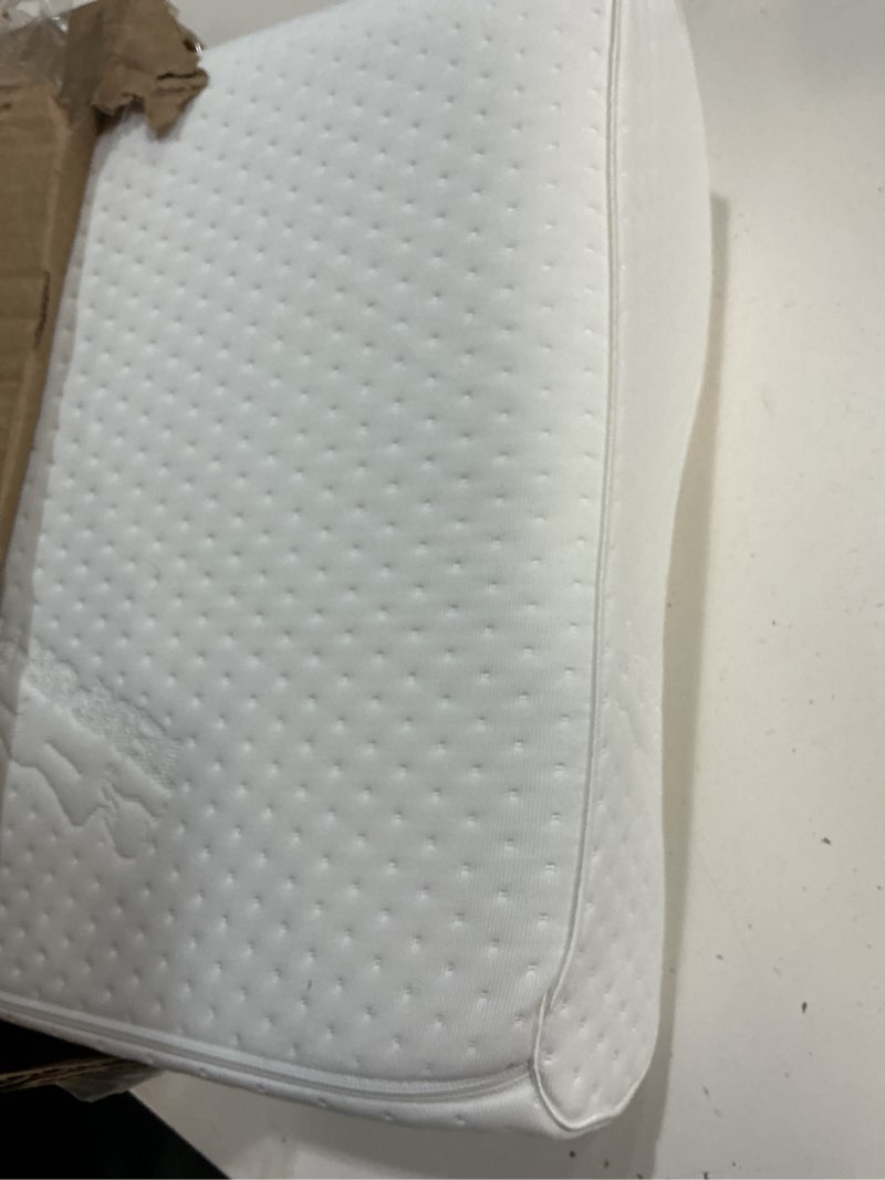 Condition photo showing Good Condition for tempur-pedic tempur-ergo neck pillow, medium profile, white