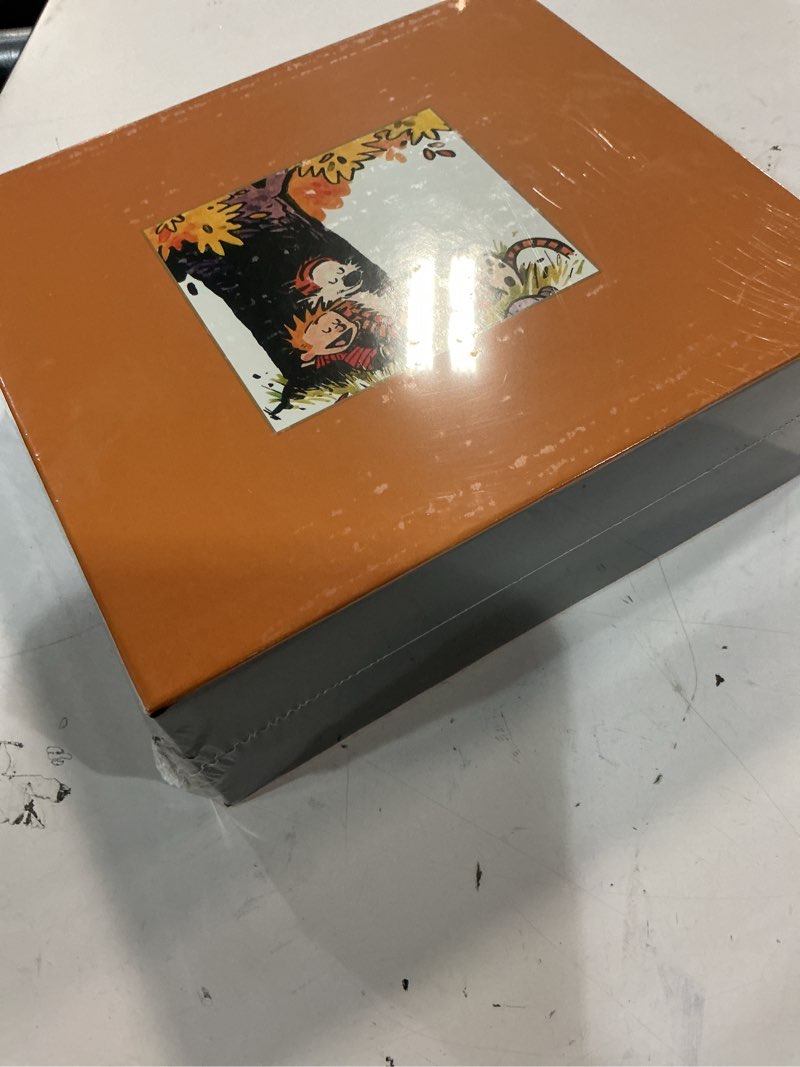 Condition photo showing New/Like New for the complete calvin and hobbes [box set]