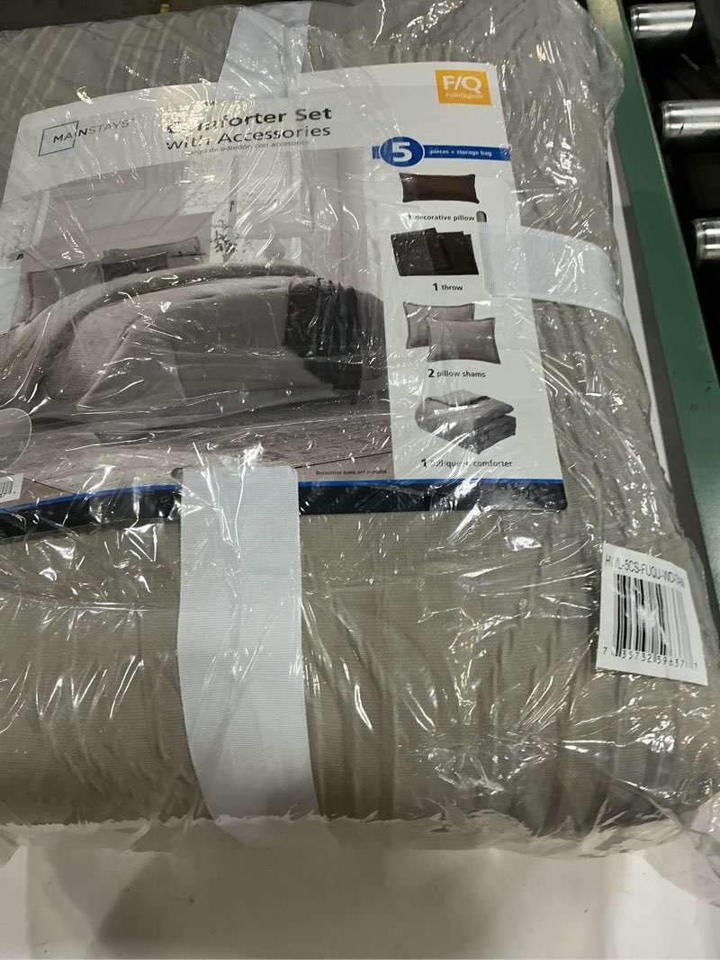 Condition photo showing New/Like New for mainstays geo 5-piece comforter set color gray full/queen