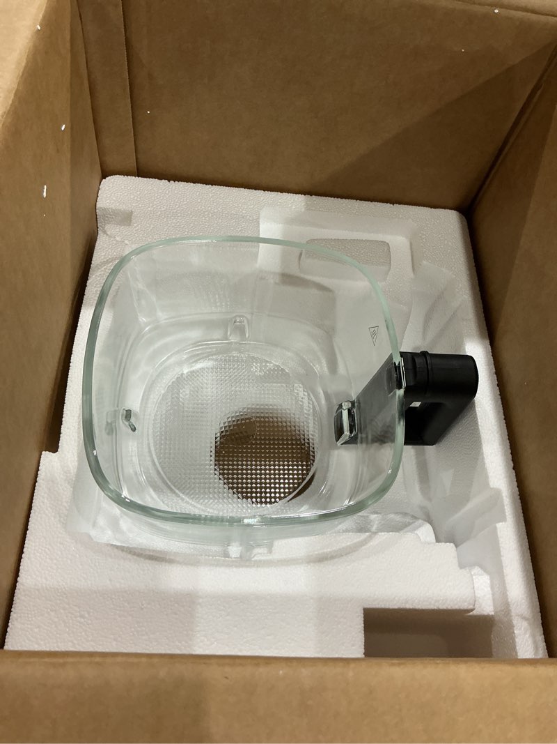 Condition photo showing Good Condition for glass basket 5 quart non toxic glass  dishwasher safe for air fryer “willow eco series”