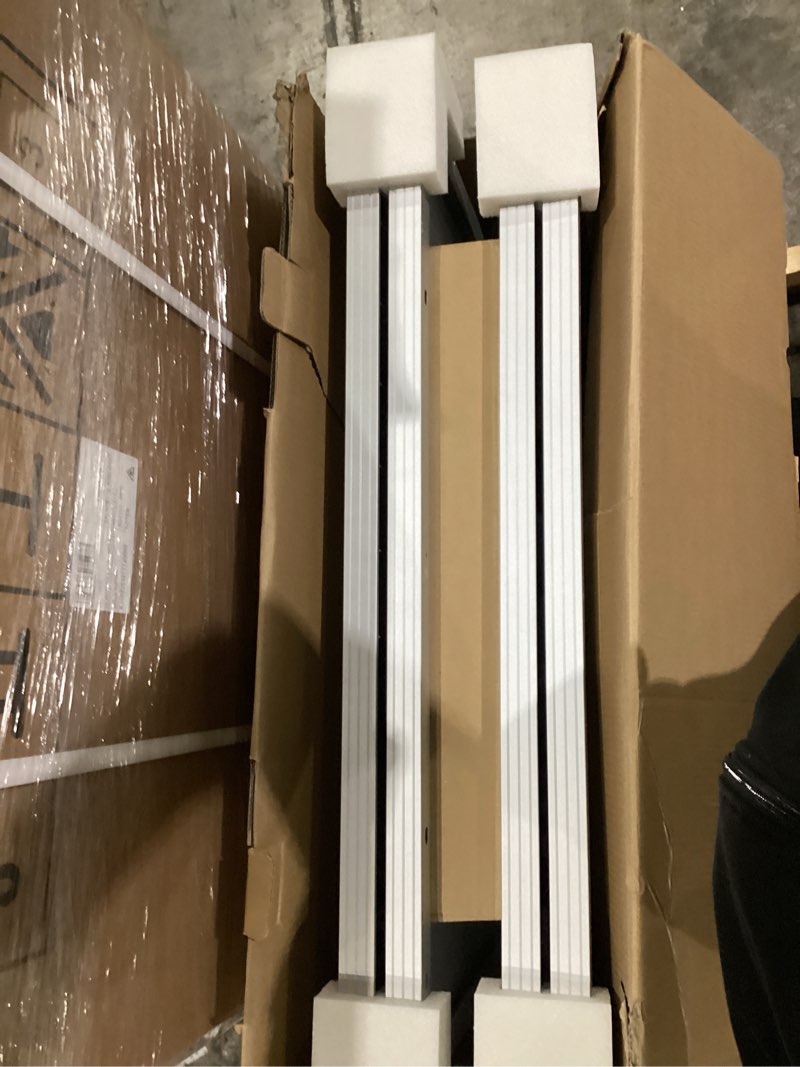 Condition photo showing Good Condition for renogy 400 watt 12 volt premium 4 pcs 100w panel+40a mppt charge controller+ bluetooth module fuse+ mounting z brackets+adaptor kit +tray cables set, 400w, grid 12v solar power system 400w 40a mppt controller with cables+mounts+monitoring