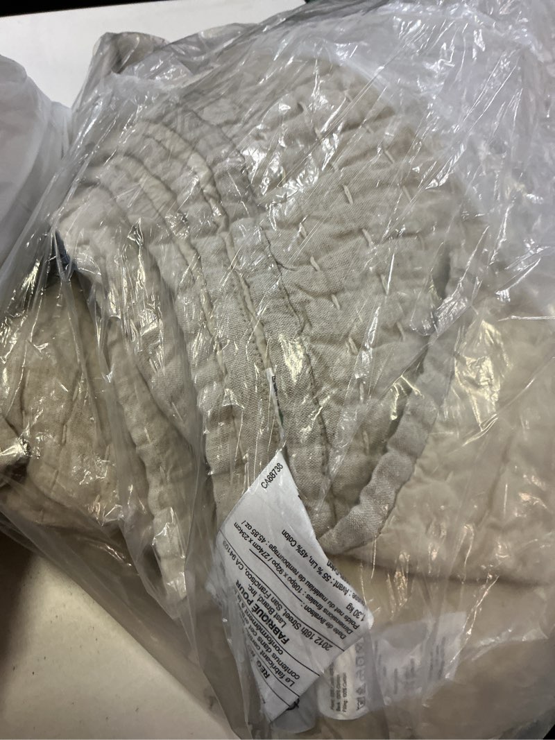Condition photo showing Good Condition for european linen cotton stitch quilt set, king/cal king, natural