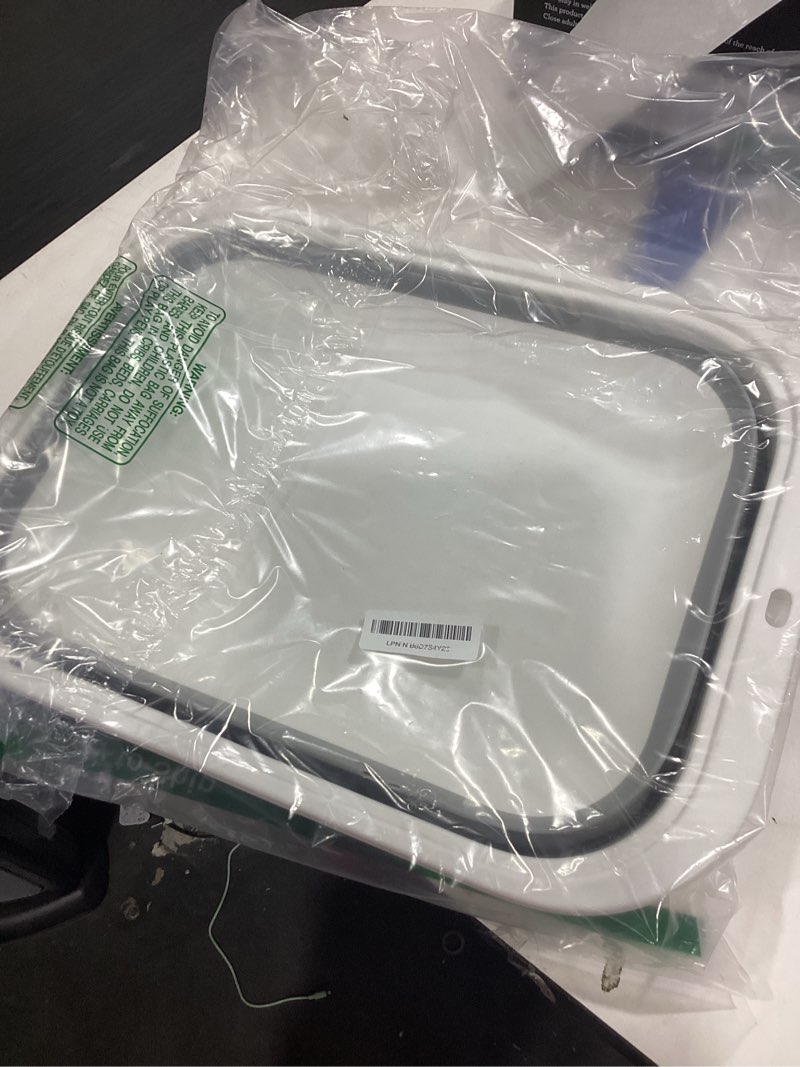 Condition photo showing Good Condition for Foldable Cat Litter Box, Large Height-Adjustable Anti-Splash Open Air Kitty Litter Pan, Easy Clean with Scoop (Gray) SMALL GRAY