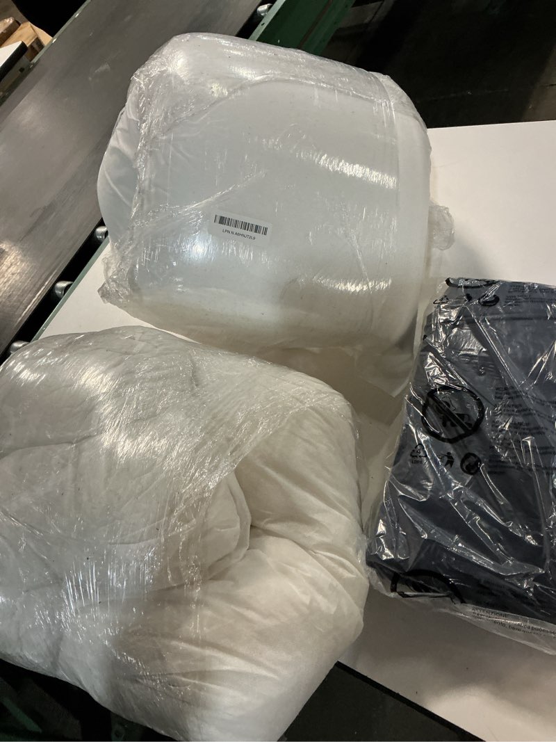 Condition photo showing Good Condition for aaaaacessories outdoor seat cushions for chairs, fade-resistant, waterproof patio furniture replacement cushions, 24" x 24" x 5" + 24" x 19", navy blue navy blue 24"x24"x5" / 24"x19"