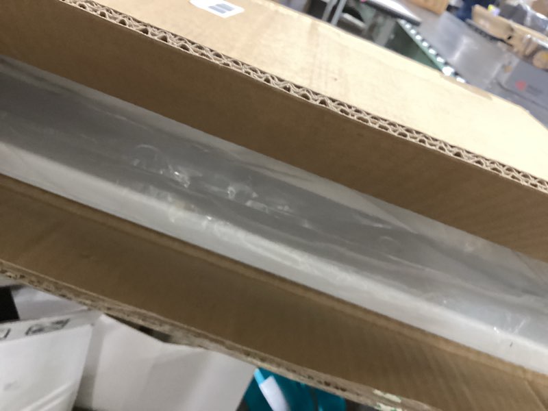 Condition photo showing Good Condition for kuafu wr32x10398 crisper pan cover compatible with ge hotpoint rca refrigerators that are 14cf 15cf 17cf wr32x1094 ps890565 ap3426095 vegetable crisper drawer cover replacement only white