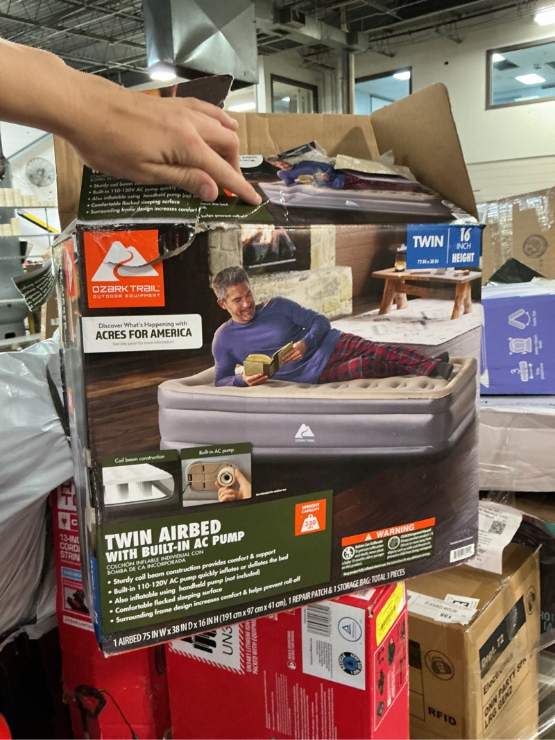 Condition photo showing Good Condition for ozark trail 16" twin air mattress with built-in electric pump