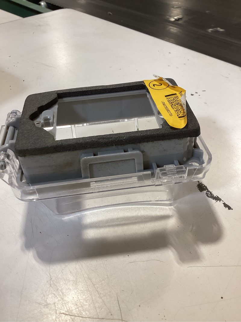 Condition photo showing As Is for hubbell 1 -gang rectangle clear plastic weatherproof electrical box cover