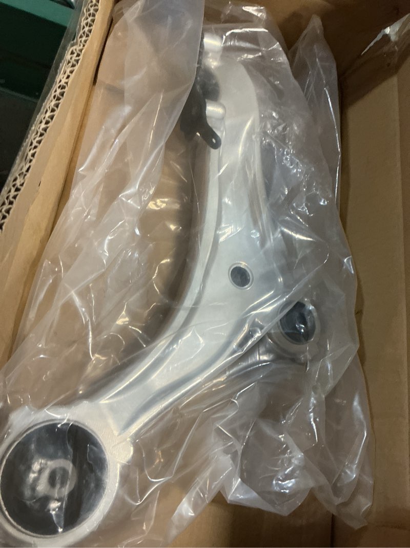 Condition photo showing New/Like New for a-premium 2 x front lower control arm with ball joint & bushing, compatible with nissan quest 2011 2012 2013 2014 2015 2016 2017, fwd only front left and right wheel
