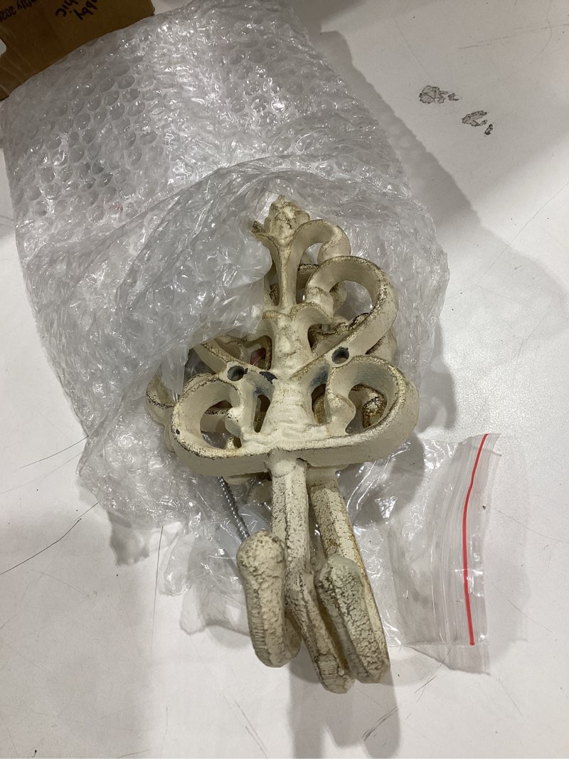 Condition photo showing Good Condition for comfify shabby chic decorative wall hooks - set of 3 - cast iron french country wall decor - farmhouse hangers for coats, purses and more - rustic white