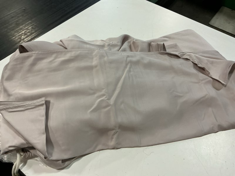 Condition photo showing Good Condition for bamboo duvet cover set queen color sand 