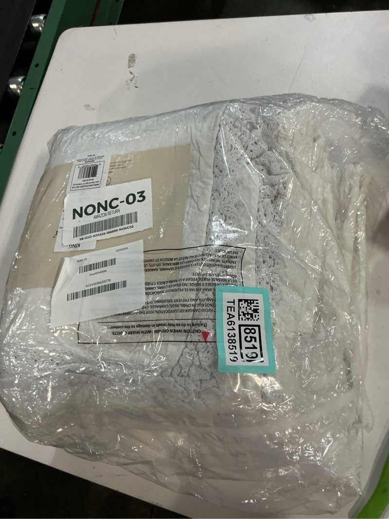 Condition photo showing Good Condition for Laura Ashley - King Quilt Set, Lightweight Cotton Bedding with Matching Shams, Home Decor for All Seasons (Heirloom White, King)