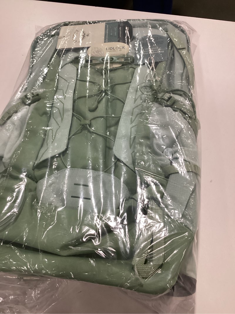 Condition photo showing Good Condition for Osprey Tempest 11L Women's Lightweight Hiking Backpack - Small Daypack for Travel & Camping, Frosty Mint Green/Botanica 11L - Standard Fit Frosty Mint Green/Botanica