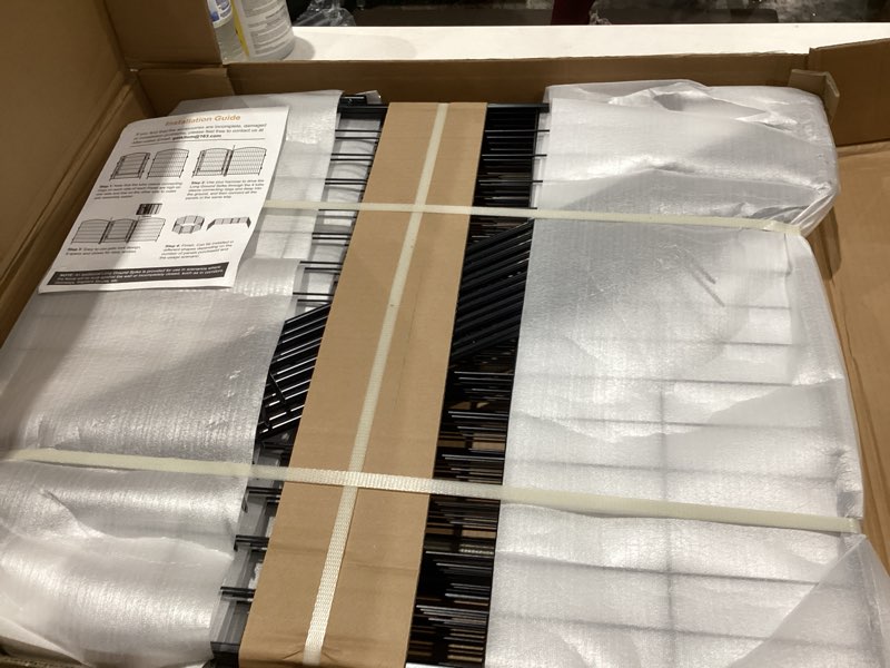 Condition photo showing New/Like New for 31in(h) x 26ft(l) no dig decorative garden fence with gate, 12 panels rustproof animal barrier metal dog fence outdoor for yard, patio, temporary garden fencing with ground stakes mesh 12pc - 31in(h) x 26ft(l) with gate