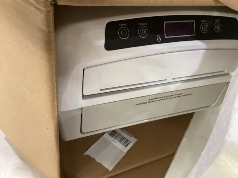 Condition photo showing Good Condition for waykar 2000 sq. ft. 2025 energy star dehumidifier for home and basements, with auto or manual drainage, 0.66 gallon water tank capacity 34 pints 2000 sq. ft