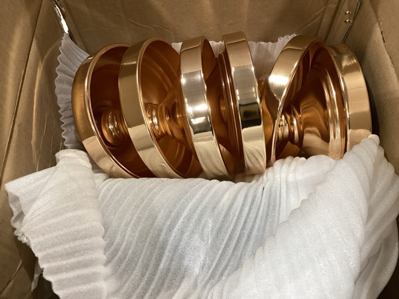 Condition photo showing Good Condition for vincidern 6pcs metal mirror gold cake stand with crystal pendants for wedding, birthday party, events, wedding cake stand for dessert table, round dessert cupcake stand display plate