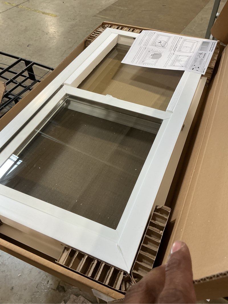 Condition photo showing Good Condition for left hand sliding vinyl window