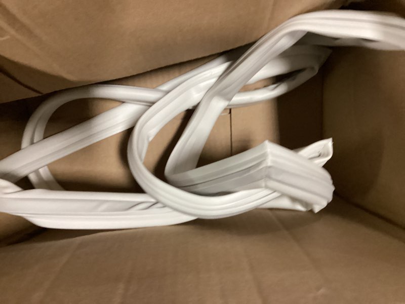 https://lotting-media.assets.bidfta.com/lotting_66aae589-0a6a-43f9-ab99-1f5ab510967a