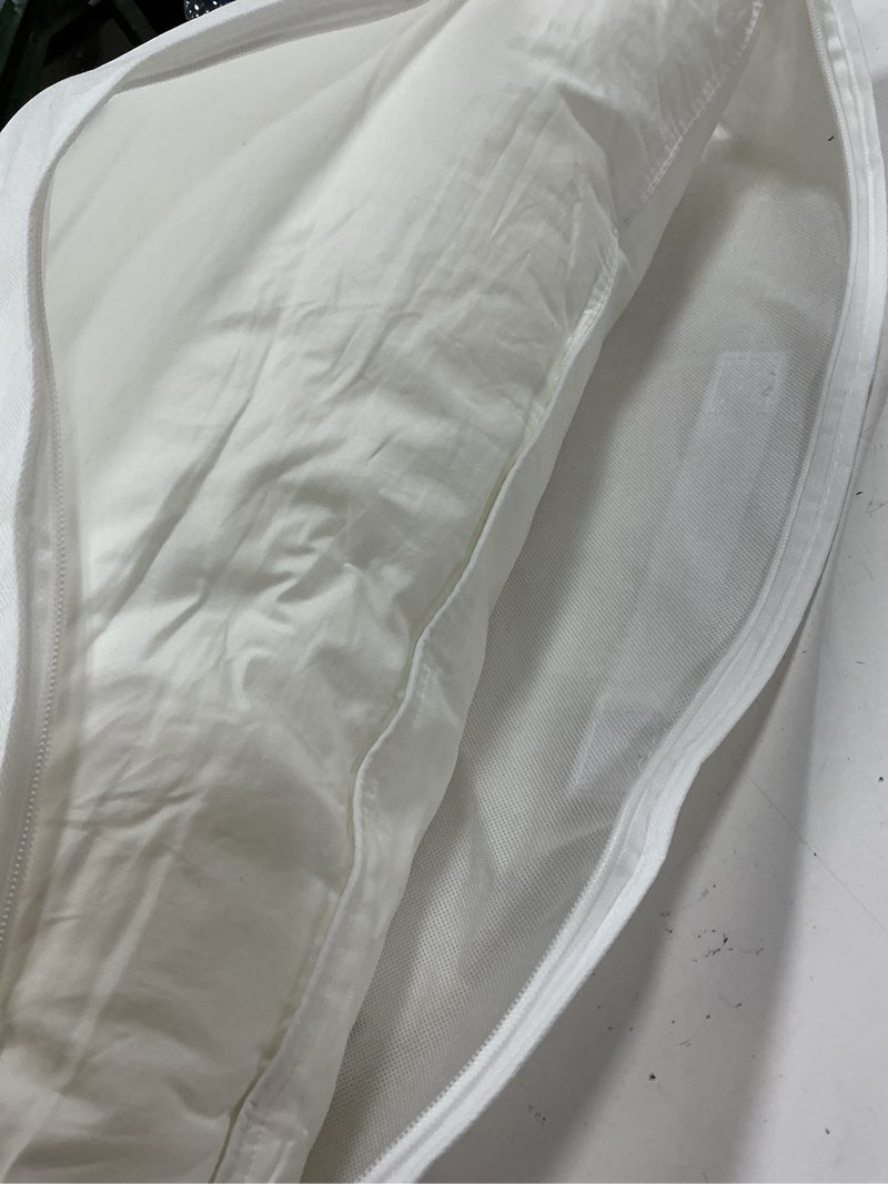 Condition photo showing Good Condition for premium down alternative pillow standard premium microgel  size: king