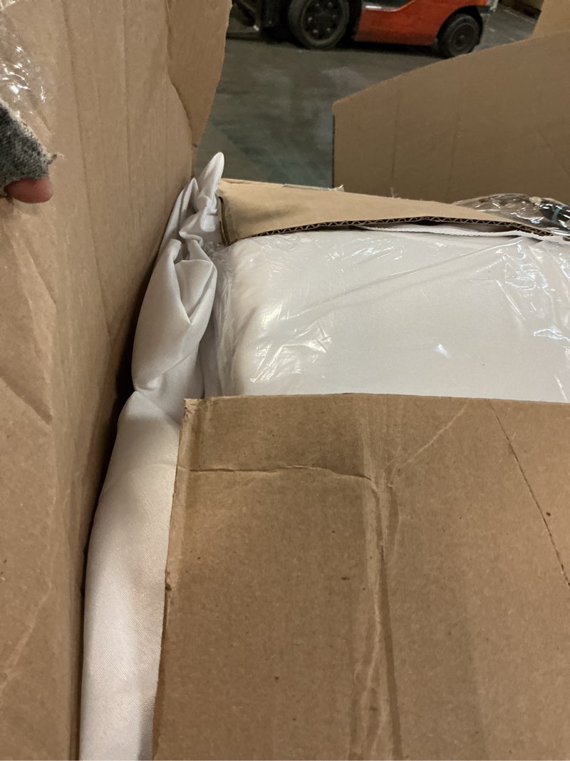 Condition photo showing As Is for vevor white round tablecloths 2 pack, 120 inches in diameter, stain- & wrinkle- resistant, machine washable table clothes, polyester fabric table covers for wedding, party, banquet, formal events 120" round, 2 pack white 1