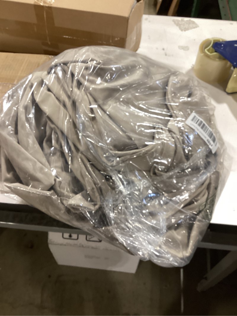 https://lotting-media.assets.bidfta.com/lotting_66bdd94a-2b98-4bac-bed7-d630060df5cf