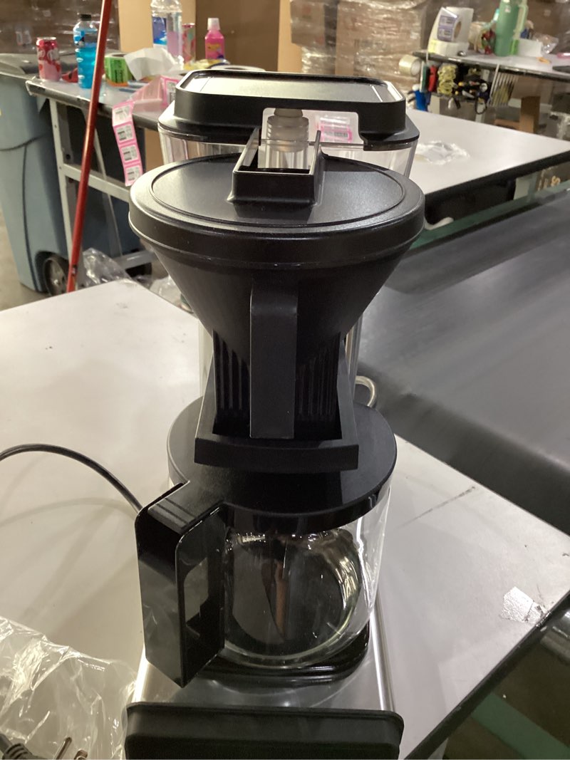 Condition photo showing As Is for Technivorm Moccamaster 53941 KBGV Select 10-Cup Coffee Maker, Polished Silver, 40 ounce, 1.25l 10-Cup Polished Silver