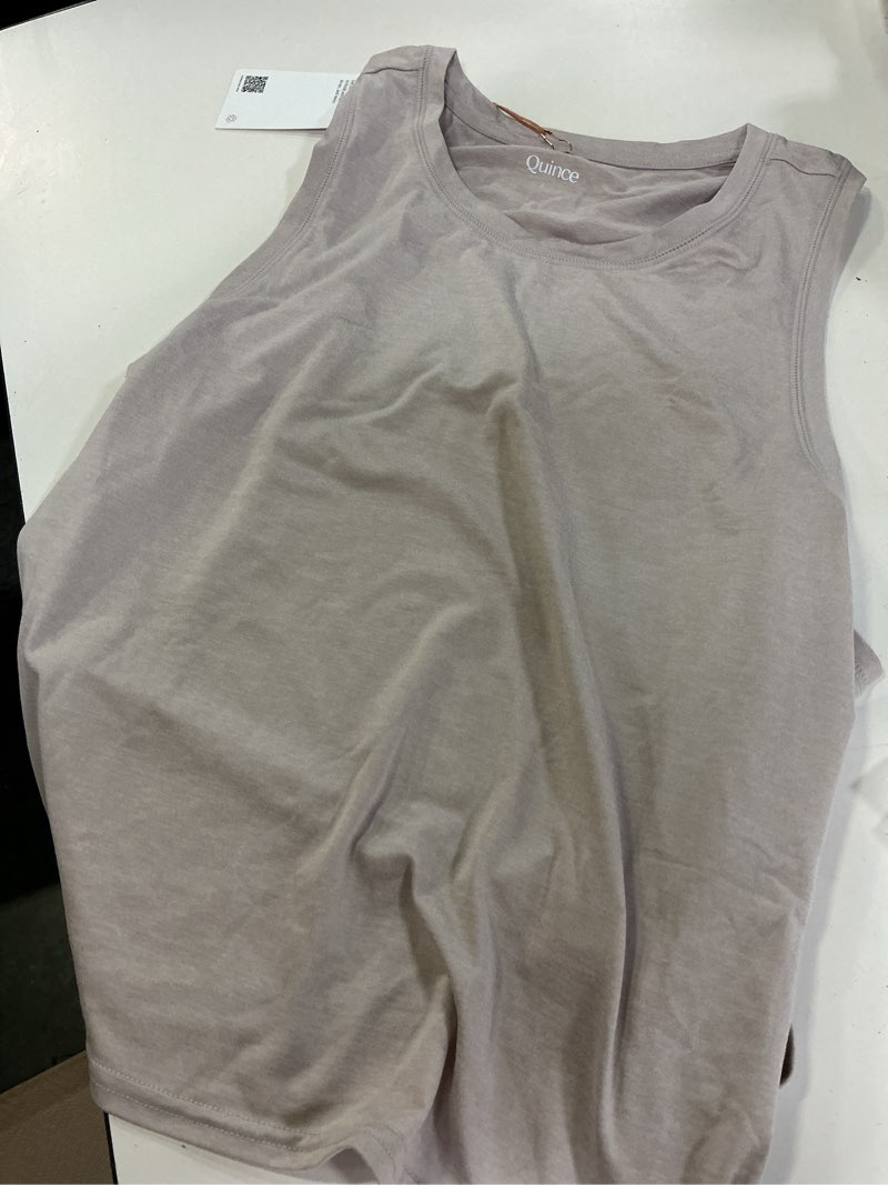 Condition photo showing Good Condition for flowknit breeze high-neck tank / heather granite grey / l