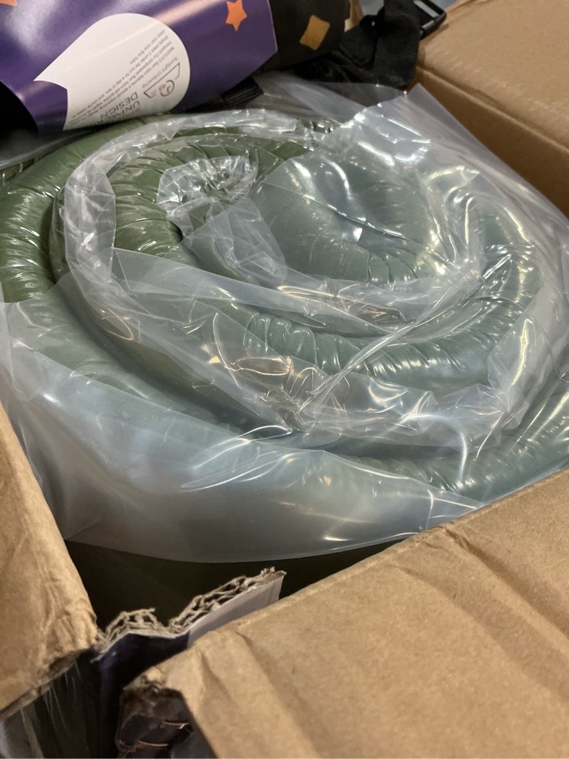 Condition photo showing New/Like New for MAXYOYO Japanese Floor Mattress Futon Mattress, Thicken Sleeping Pad Foldable Roll Up Floor Futon for Adults Tatami Mat Dormitory Bed Lounger, Green, Full Size Green Full