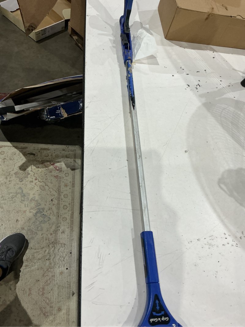 Condition photo showing As Is for ettore 36-in aluminum/plastic/rubber reacher