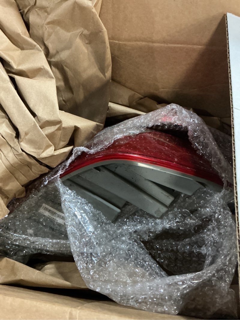 Condition photo showing As Is for marddpair rh outer tail light replacement for 2016-2018 nissan sentra right passenger side rear brake lamp 265503yu0a